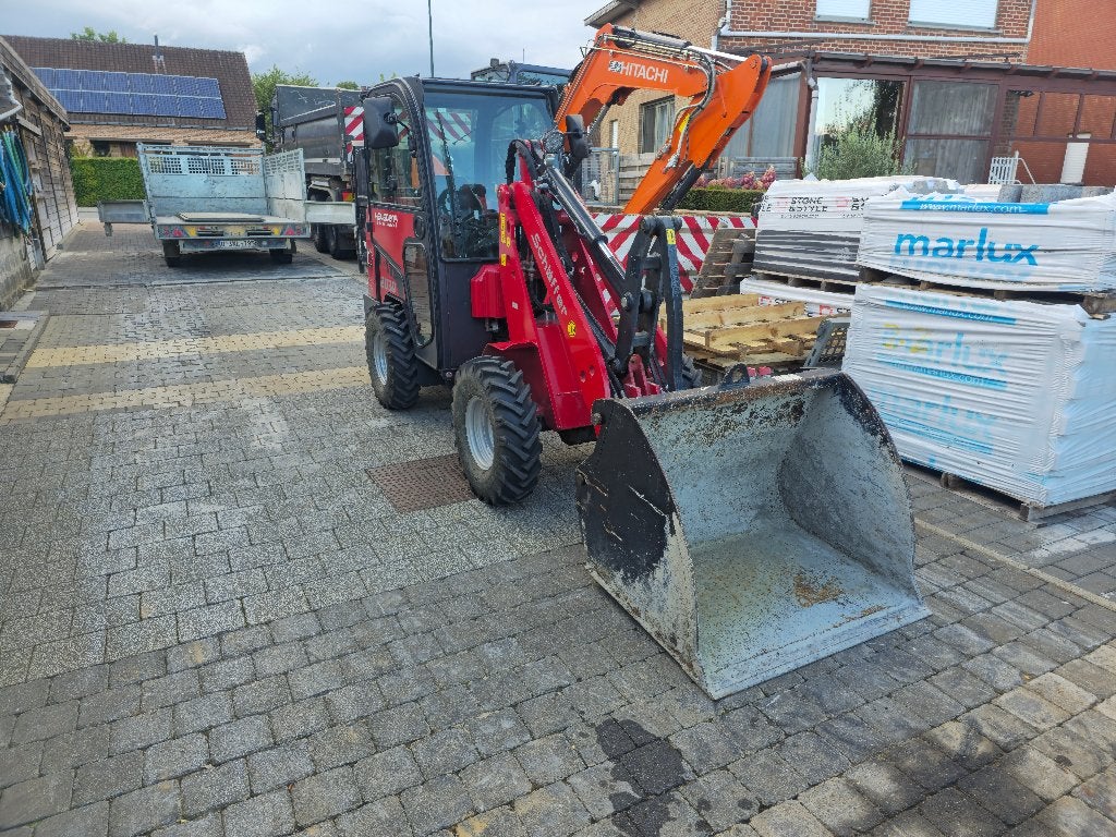 Wiellader Schäffer 2030 SLT kabine, Articles professionnels, Machines & Construction | Grues & Excavatrices, Enlèvement, Chargeuse sur pneus ou Chouleur