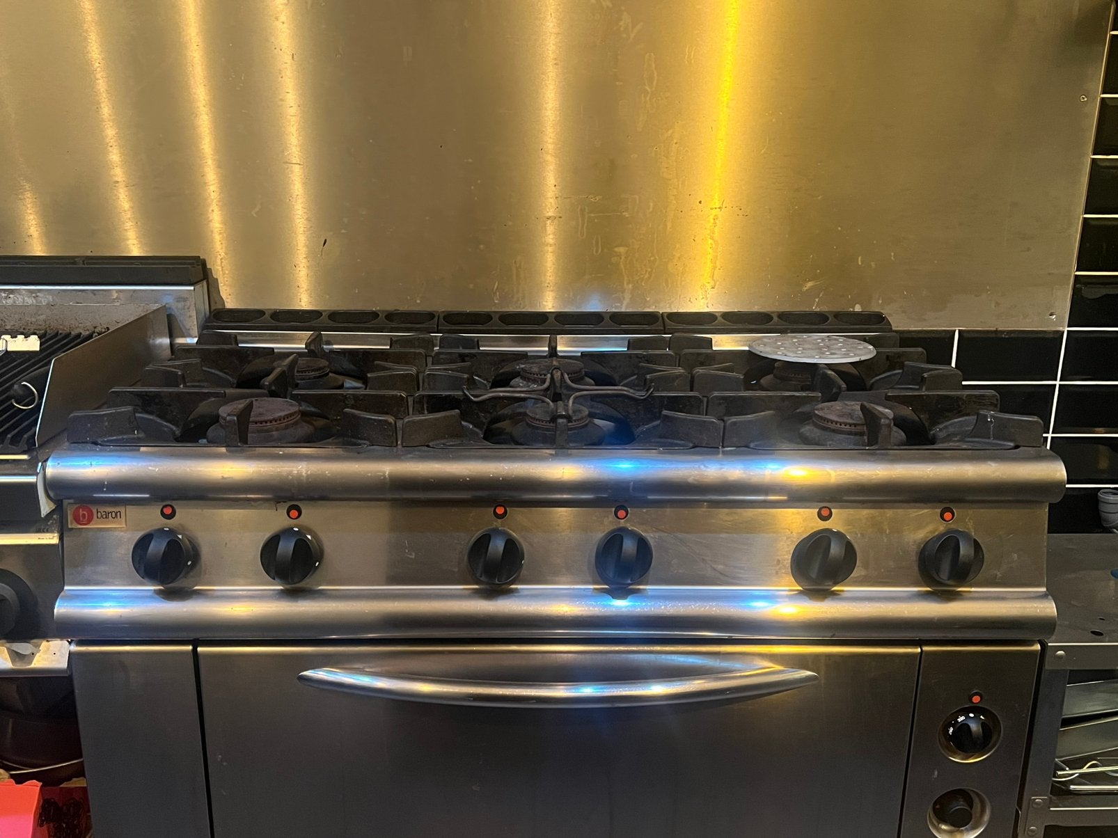 Professionele gasvuur 6 koppen horeca, Elektronische apparatuur, Ophalen, Zo goed als nieuw