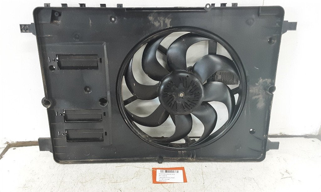 VENTILATEUR RADIATEUR MOTEUR V60 I (FW / GW) (31686809), Utilisé, Volvo
