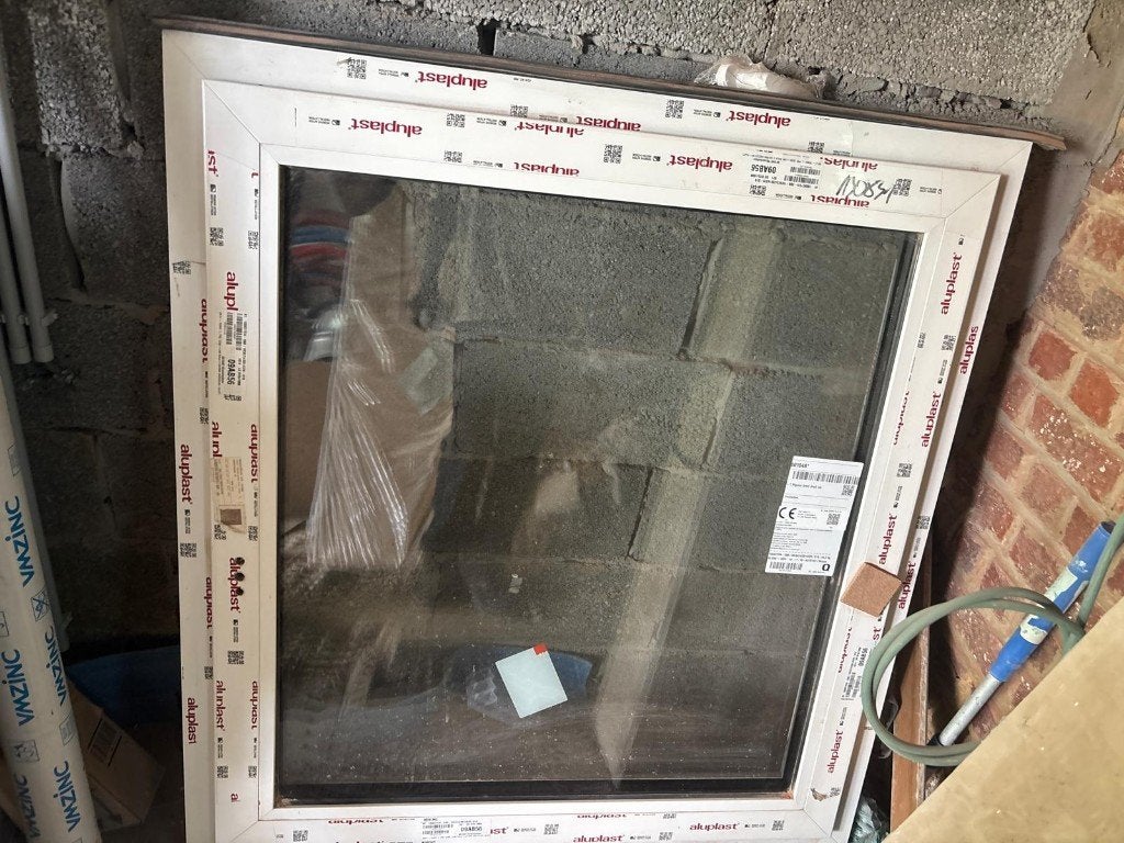 Fenêtre triple vitrage, Neuf, Fenêtre de façade ou Vitre, Enlèvement, 80 à 120 cm