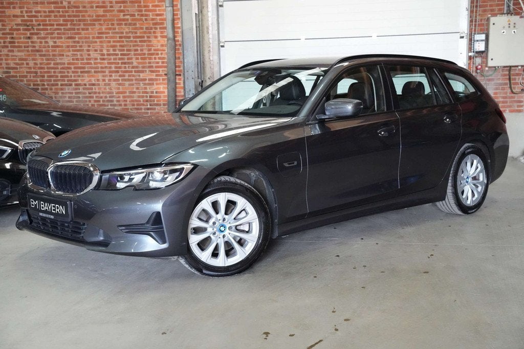 BMW 320 eA PHEV Garantie Plug in Hybride Benzine EURO 6d, Autos, BMW, Cuir, Achat, Euro 6, Entreprise