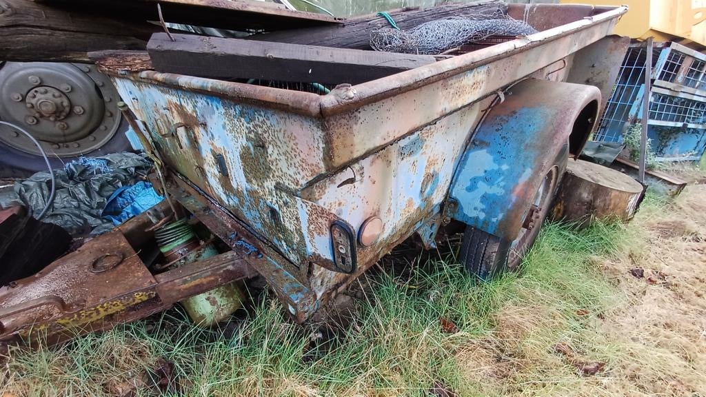 Willys aanhanger ww2, Ophalen