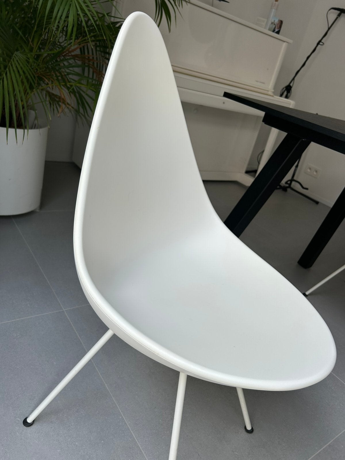 6 drop chairs fritz hansen wit en witte pootjes, Ophalen, Wit