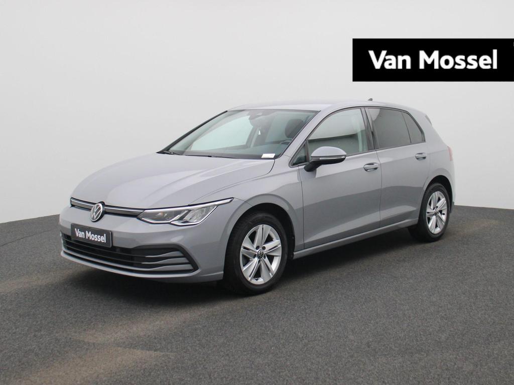Volkswagen Golf VIII 1.0 TSI 81kW Life, Auto's, Volkswagen, Voorwielaandrijving, Stof, Gebruikt, 620 kg