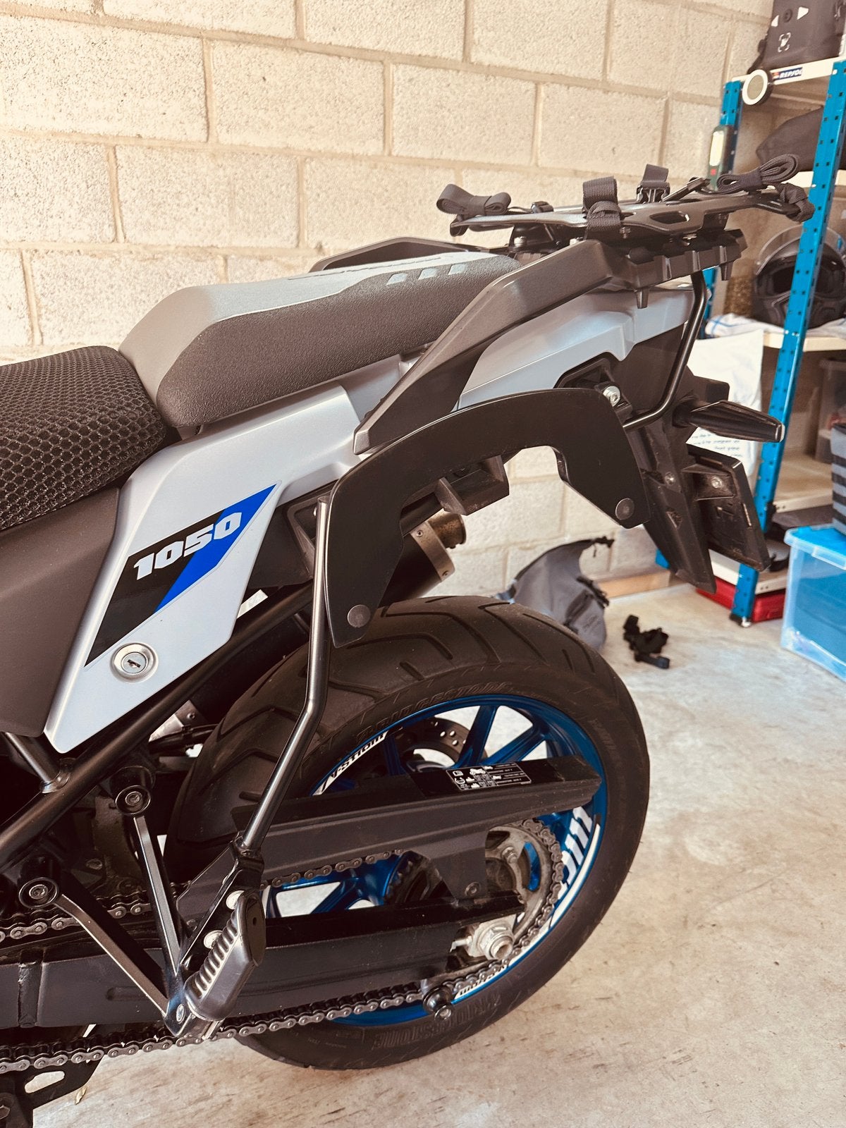 Zijkoffer dragers hepco becker c-bow v strom 1050, Ophalen, Gebruikt