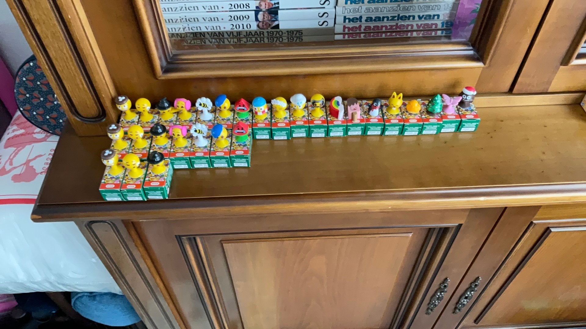 Emoji 2026 te koop aan 1€/stuk, Ophalen of Verzenden, Zo goed als nieuw