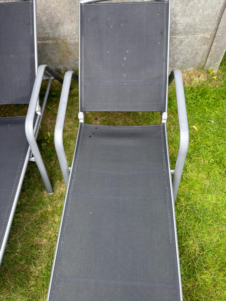 2 ligstoelen, IN PERFECTE STAAT !, Tuin en Terras, Ligbedden, Ophalen, Zo goed als nieuw, Aluminium, Verstelbaar