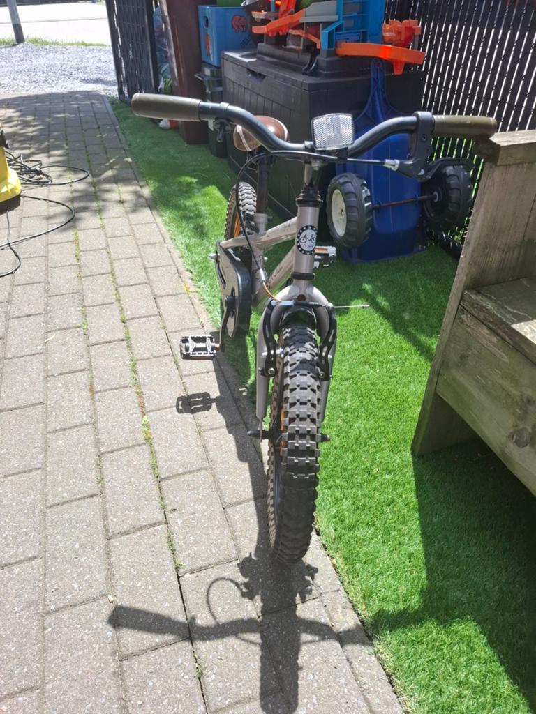 Kinderfiets 10€, Fietsen en Brommers, Fietsen | Kinderfietsjes, Ophalen, Gebruikt