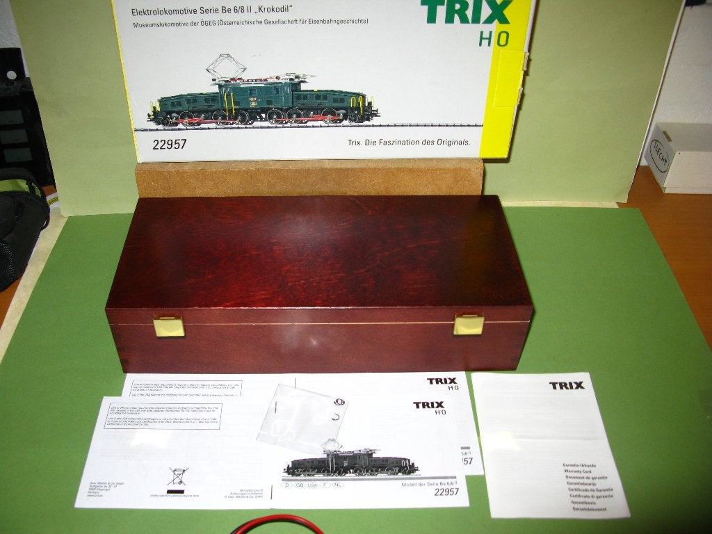 TRIX HO : Krokodil nr. 22957 - Lege doos/koffer, Hobby en Vrije tijd, Trix, Ophalen of Verzenden, Zo goed als nieuw, Gelijkstroom
