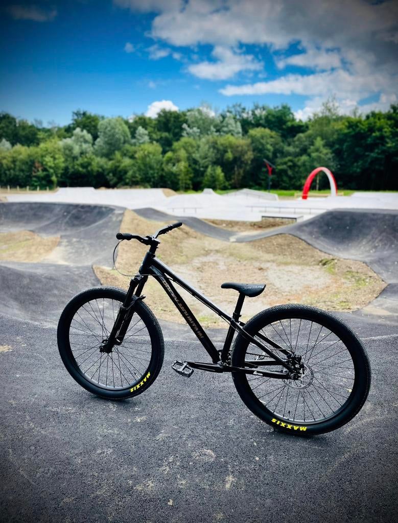 Rocky Mountain Flow Dirtjumper, Fietsen en Brommers, Ophalen, Zo goed als nieuw, Overige merken