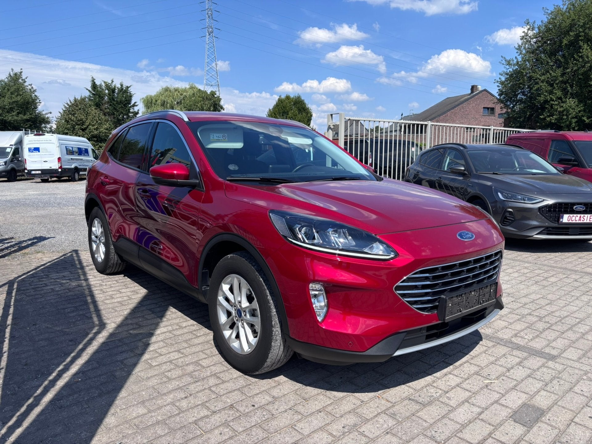 Ford Kuga TITANIUM 2.5 FHEV AUT (bj 2024, automaat), Auto's, Ford, Automaat, 118 g/km, Stof, Gebruikt