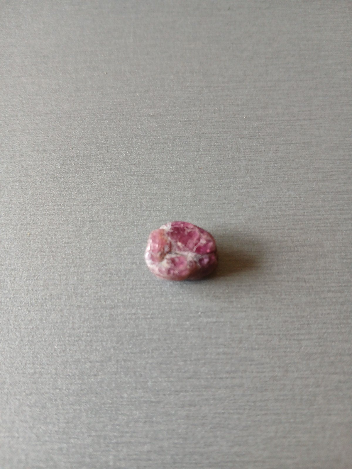 pierres de collection Lepidolite 1.3cm, Collections, Enlèvement ou Envoi, Minéral