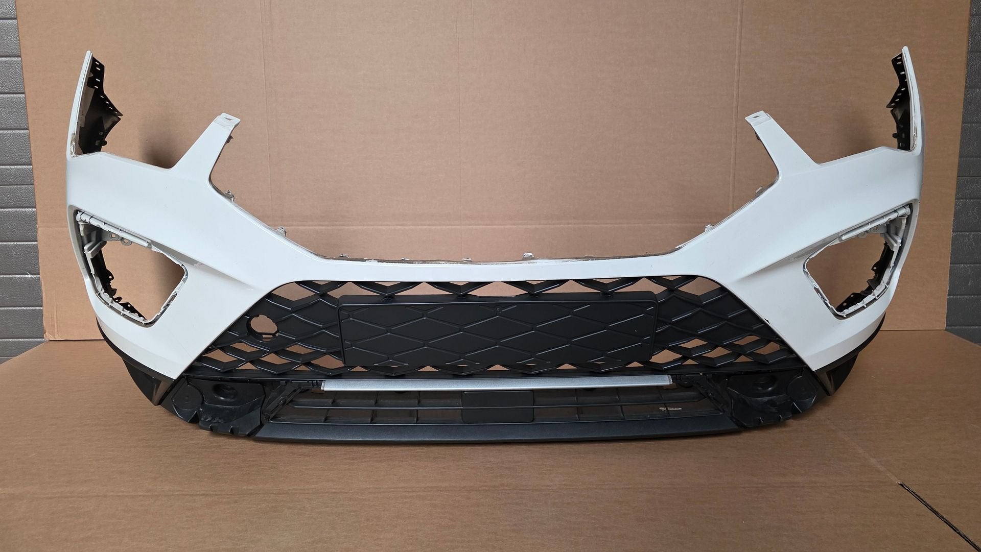 Voorbumper Seat Ateca 575 FR FACELIFT 6xPDC 575807221T, Auto-onderdelen, Gebruikt, -, Voor, Ophalen of Verzenden