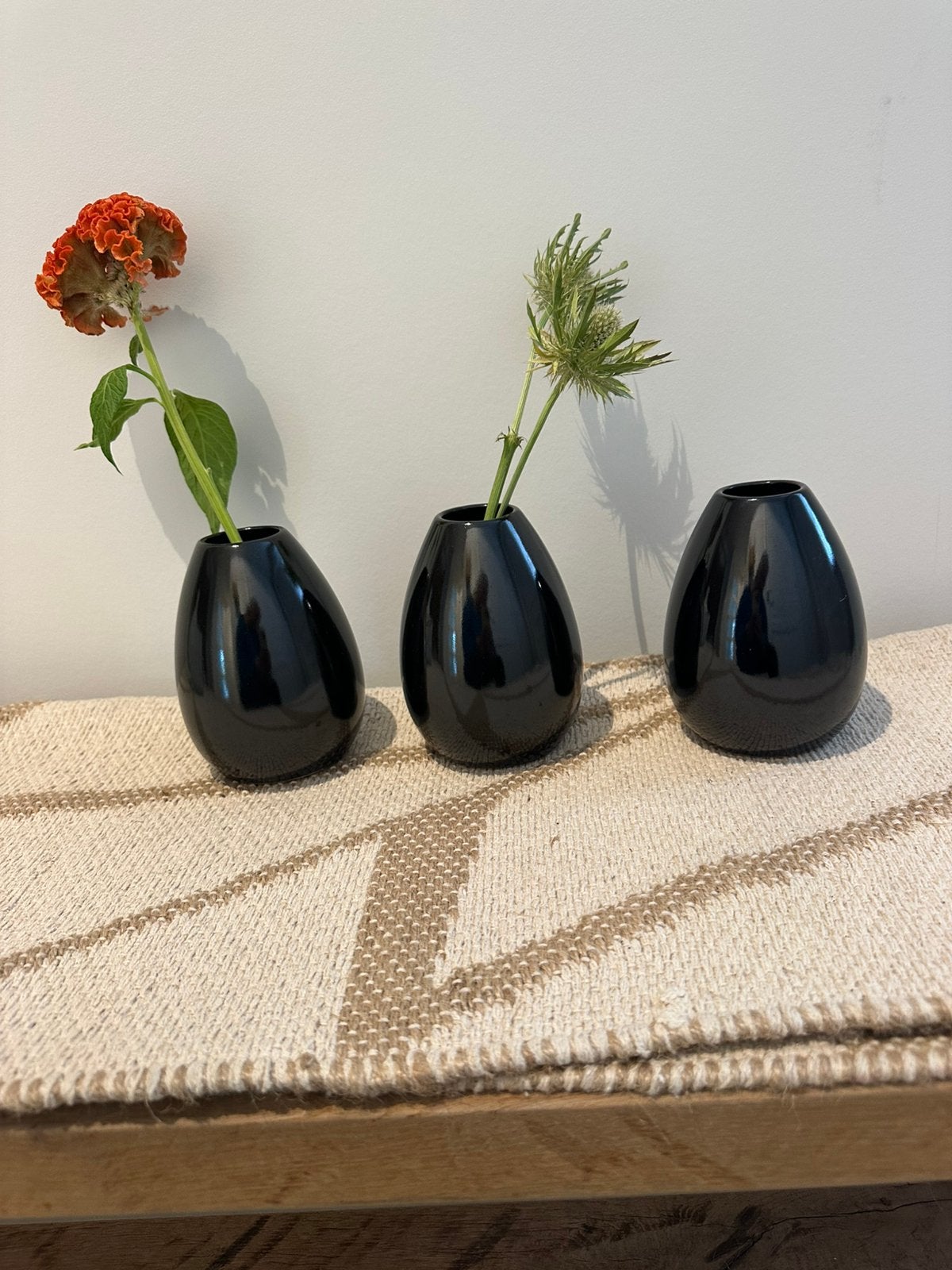 Set van 3 zwarte designvazen – Mondgeblazen opalineglas, Zwart, Ophalen of Verzenden, 13 cm, Glas