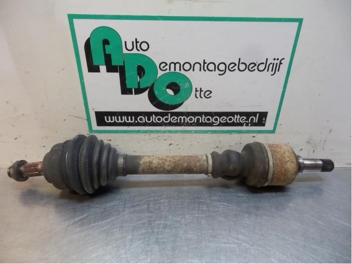 Aandrijfas links-voor van een Peugeot Partner (Partner 02-), Gebruikt, -, -, Ophalen of Verzenden
