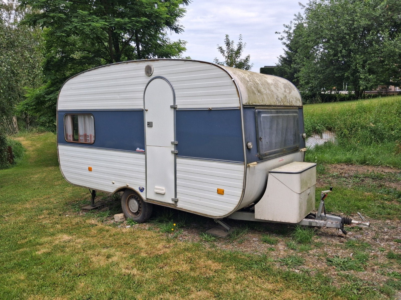 Adria caravan van 800 kg, Caravans en Kamperen, Caravans, Particulier, Adria