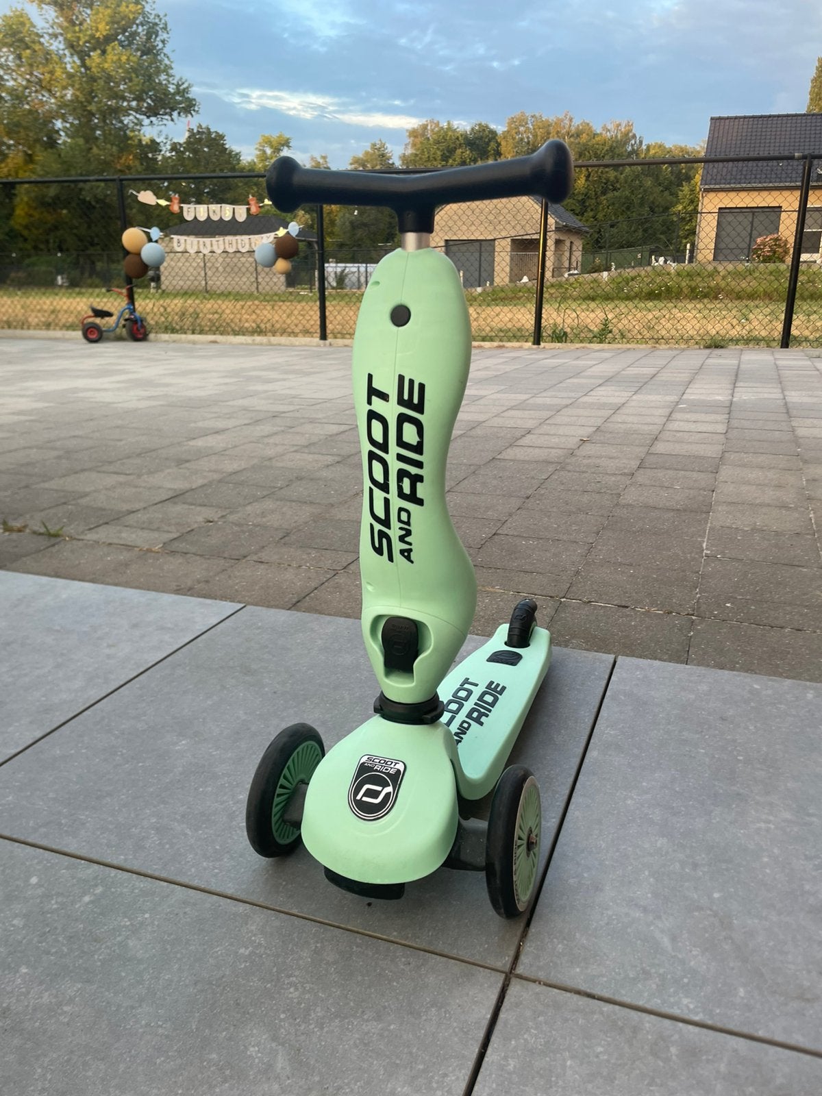 Scoot and ride, Ophalen, Zo goed als nieuw