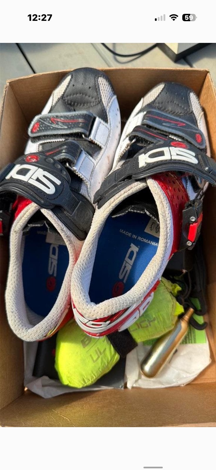 koersfiets benodigdheden helmen sidi schoenen truitjes, Fietsen en Brommers, Ophalen, Zo goed als nieuw, M