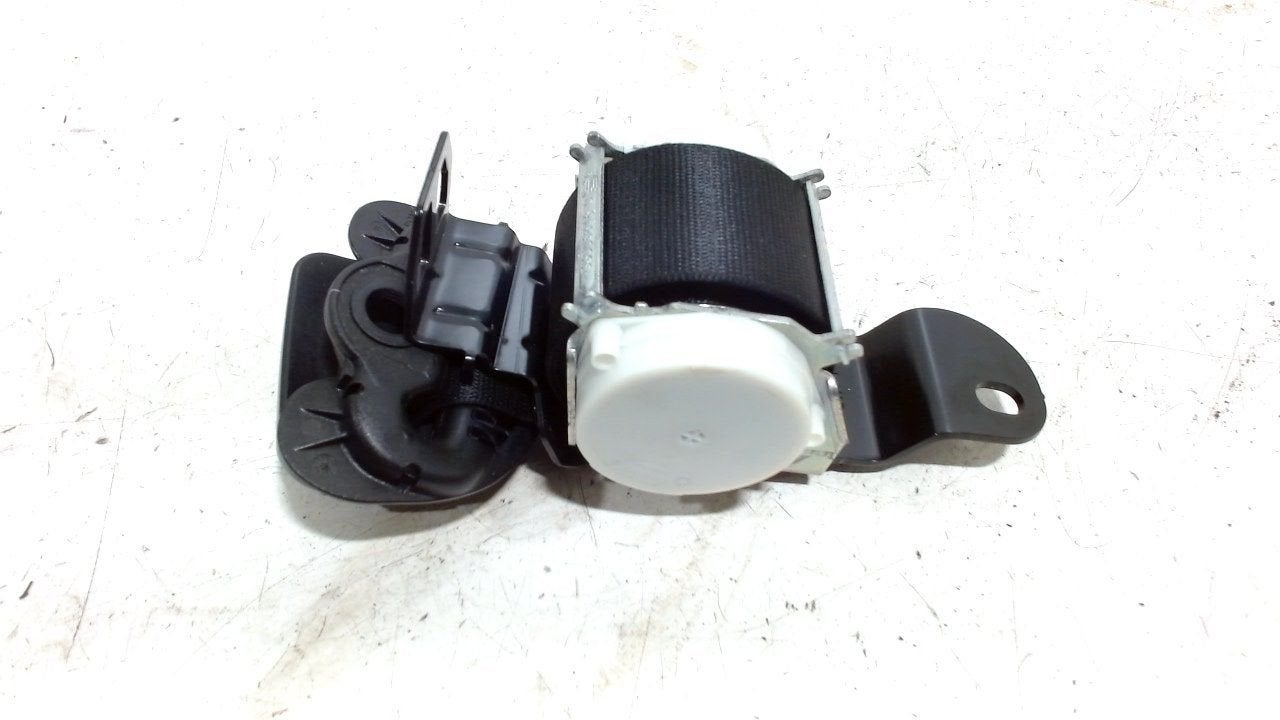Veiligheidsgordel midden achter BMW 2 serie, Auto-onderdelen, Interieur en Bekleding, Onderdelen@venauto.nl, Van der Ven Autorecycling B.V.