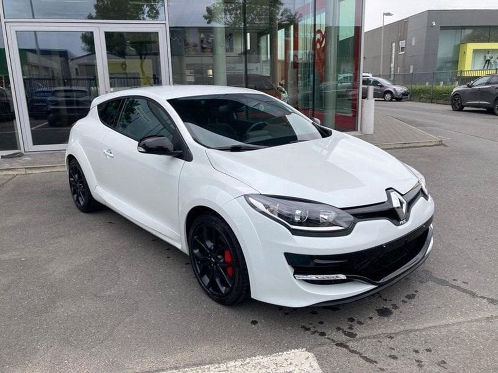 Renault Megane Berline Mégane RS 2.0T 265, Euro 5, https://public.car-pass.be/vhr/ddd29594-14b6-43bd-a214-060e3827b02f, 174 g/km