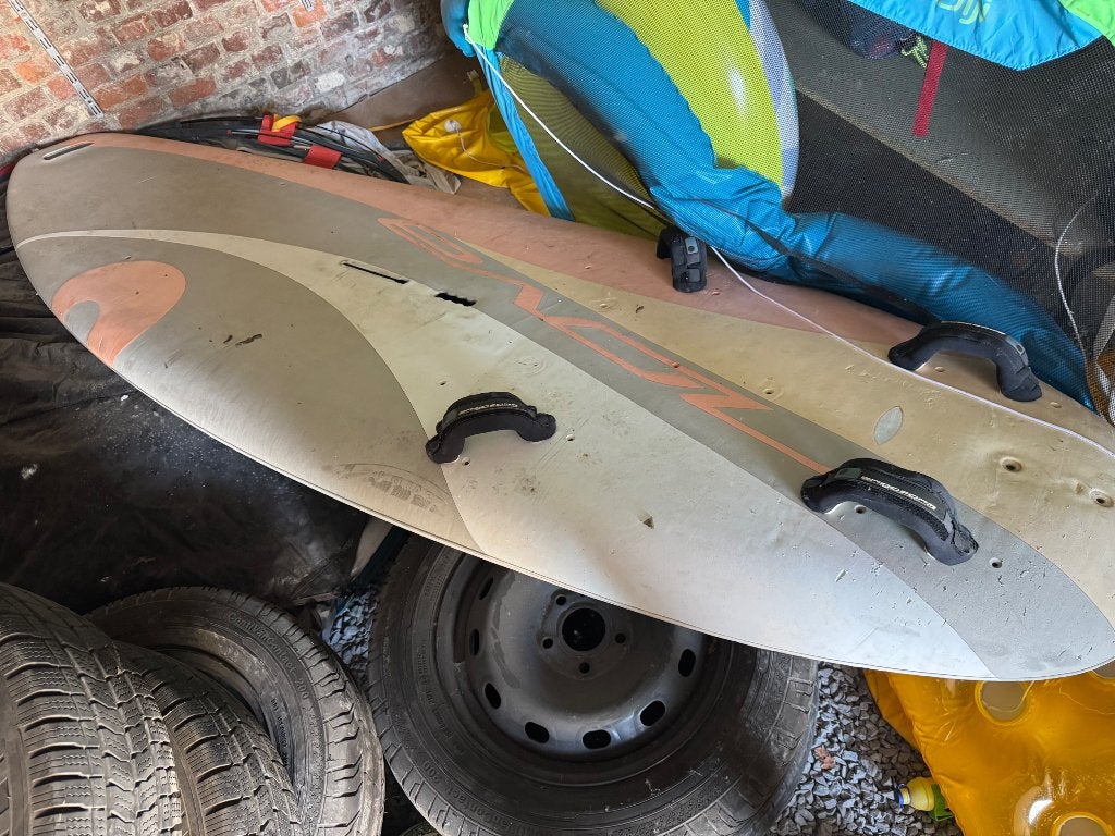 Planche a voile et voiles, Enlèvement, Planche