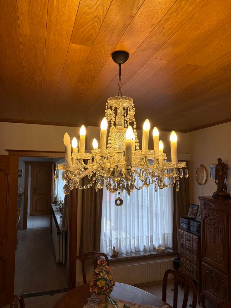 Magnifique lustre en cristal de Bohême avec 12 points, Enlèvement, Comme neuf