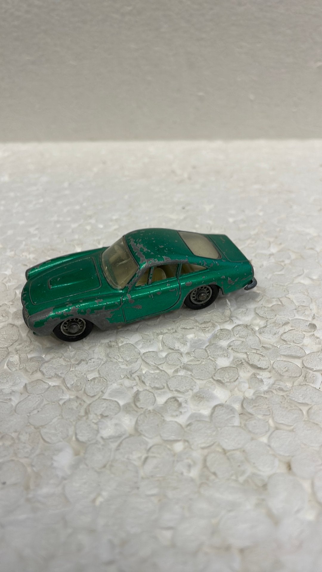 Matchbox 75 Ferrari Berlinetta, Hobby & Loisirs créatifs, Enlèvement ou Envoi, Comme neuf