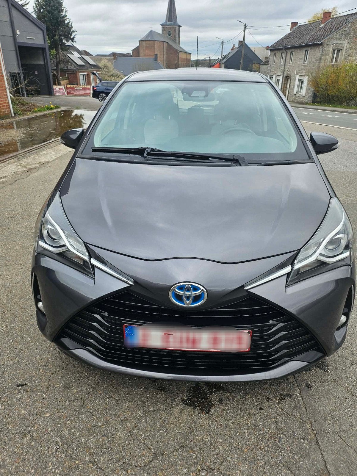 Toyota yaris Hybrid 1.5i VVT-i Comfort E-CVT, Autos, Toyota, Particulier, Achat, Yaris