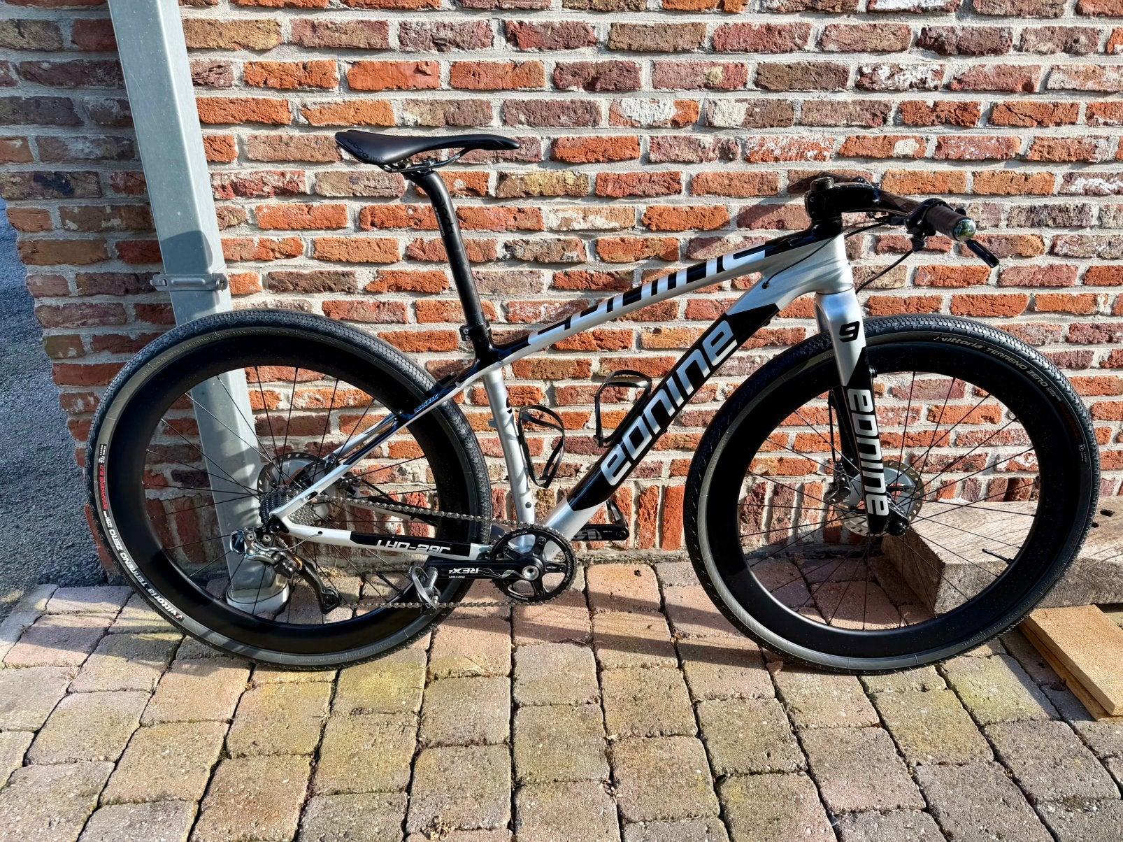 Ednine LHD mountainbike / gravelbike, Enlèvement, Comme neuf