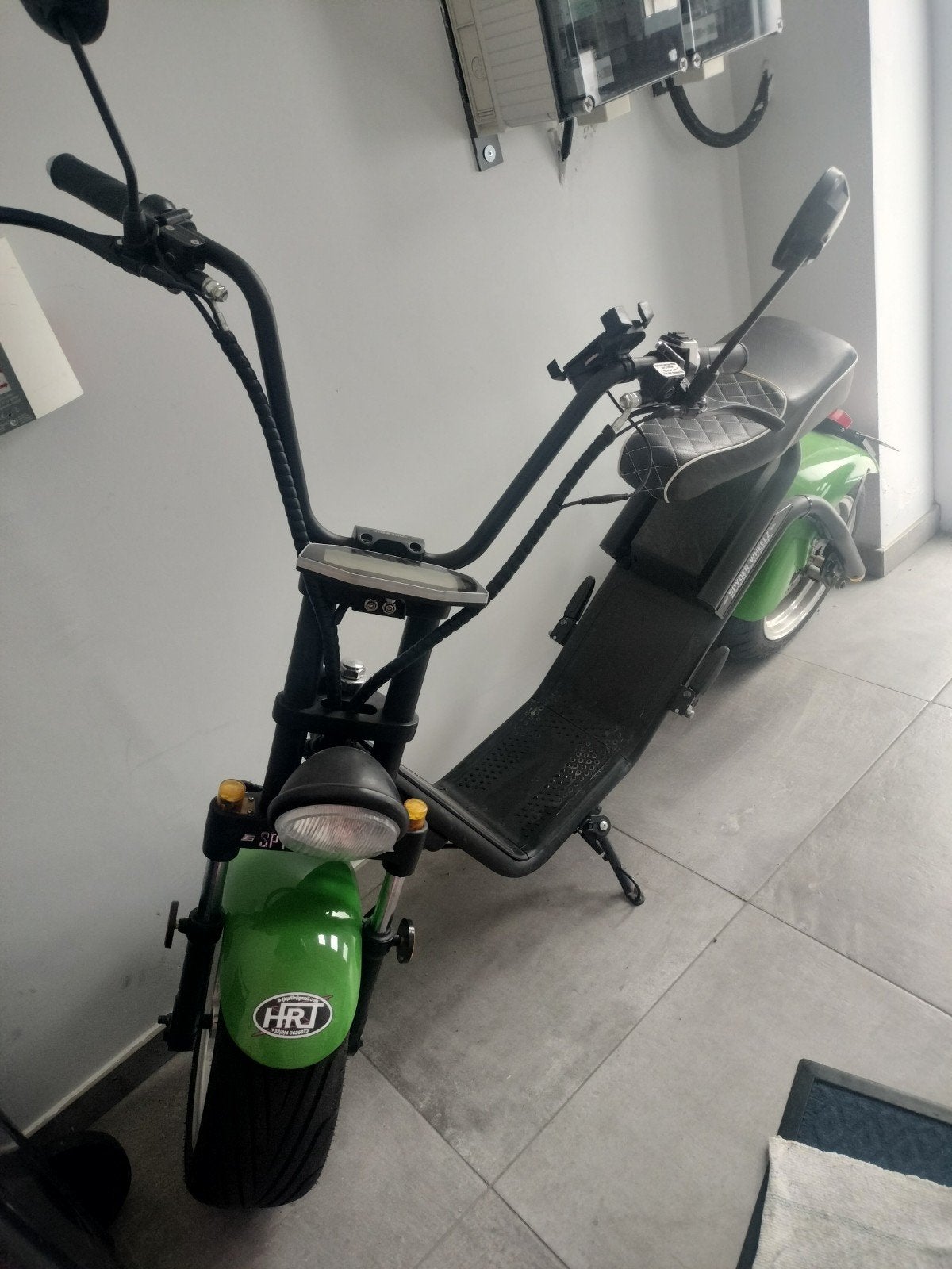 a saisir vélomoteur électrique comme neuf 1195€, Enlèvement, Électrique