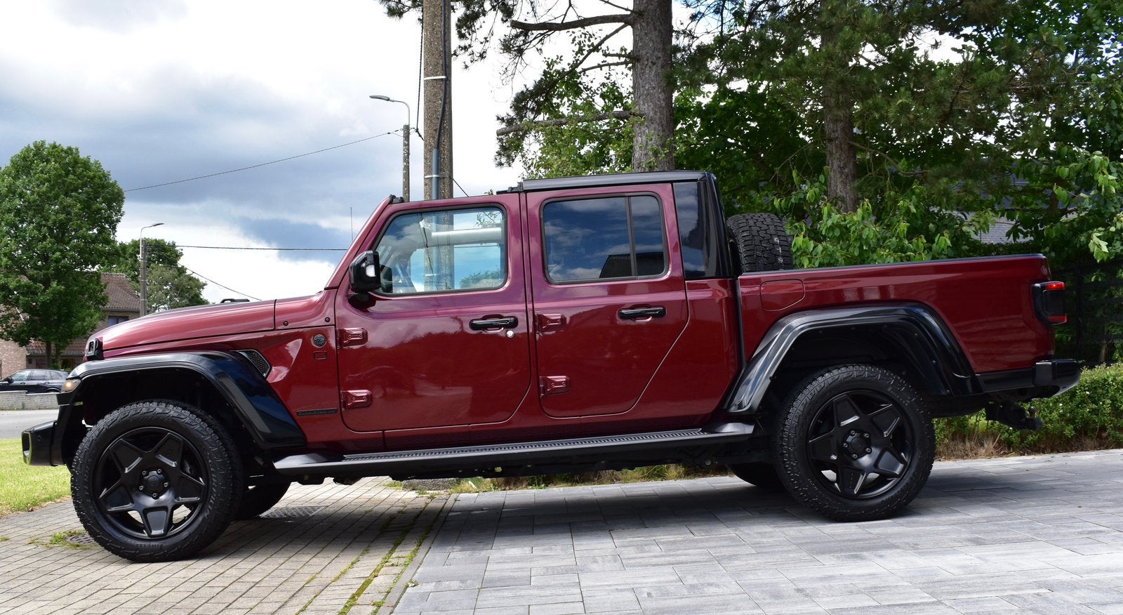 Gladiator 3.0 V6 4WD ATX Sport ** LENOIR**, Autos, Rouge, Achat, 2987 cm³, Entreprise