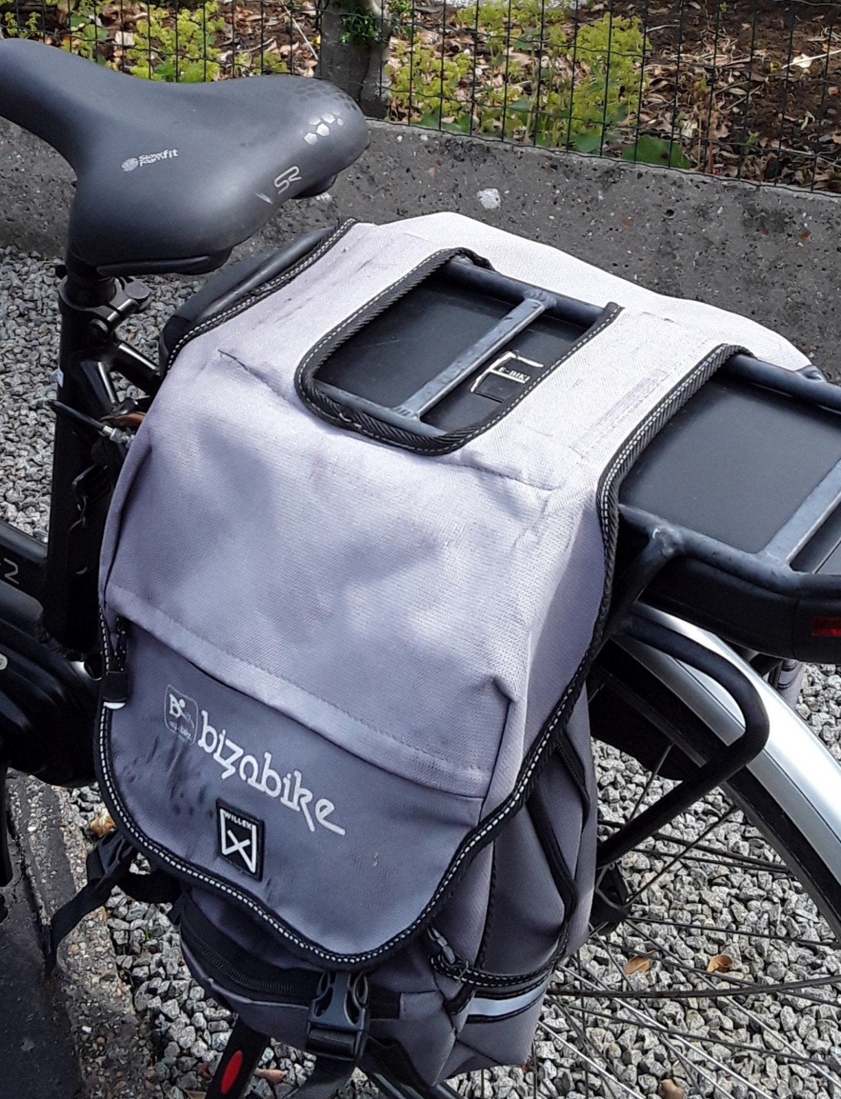 Dubbele fietstas, Fietsen en Brommers, Ophalen, Gebruikt, Bizobike