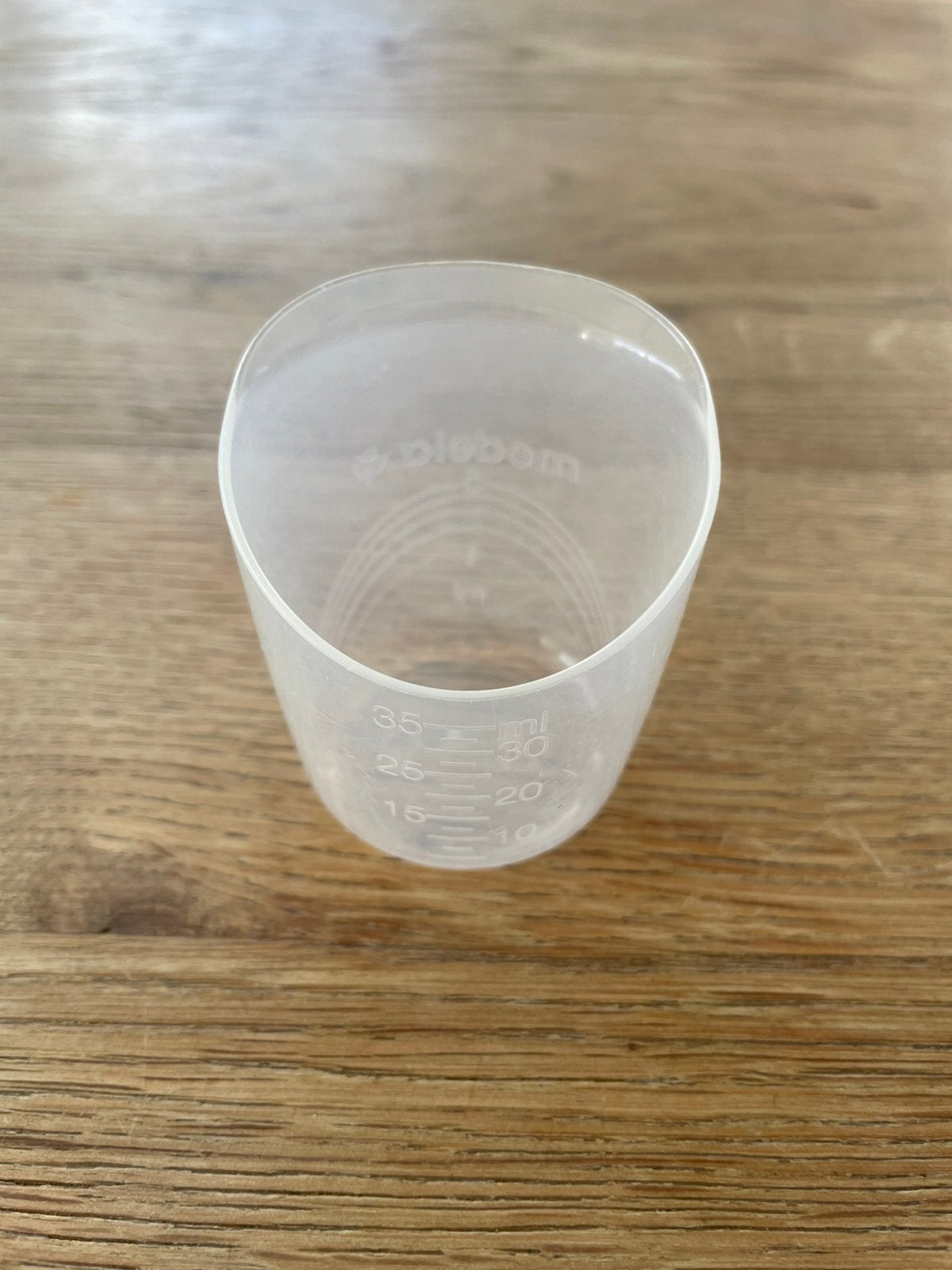 Medela baby cup feeder (beker), Kinderen en Baby's, Medela, Ophalen of Verzenden, Zo goed als nieuw, Drinkbeker