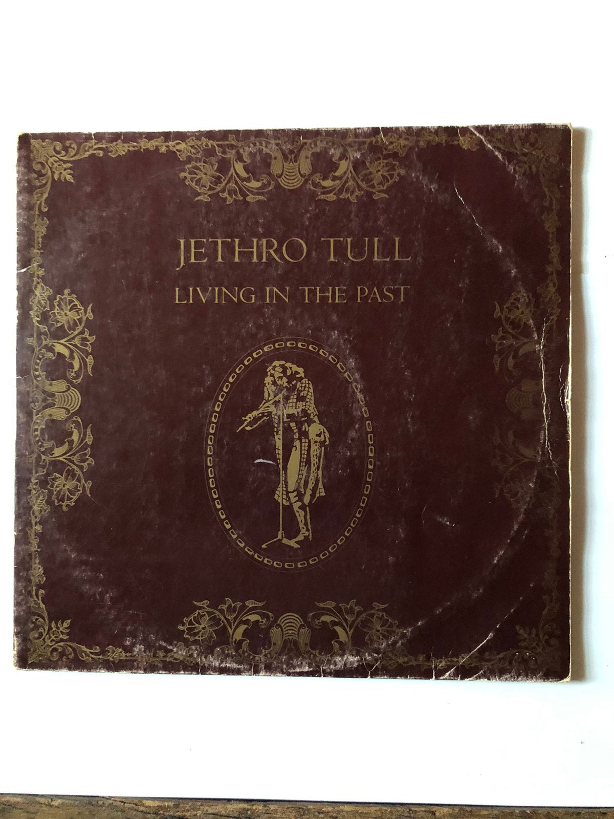 Jethro Tull: living in the past ( 2 lp's+ fotoboekje), Verzenden, Gebruikt