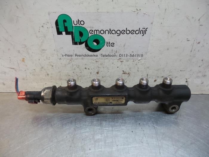 Distributeur de carburant d'un Citroen Nemo, -, 3 mois de garantie, Utilisé, -
