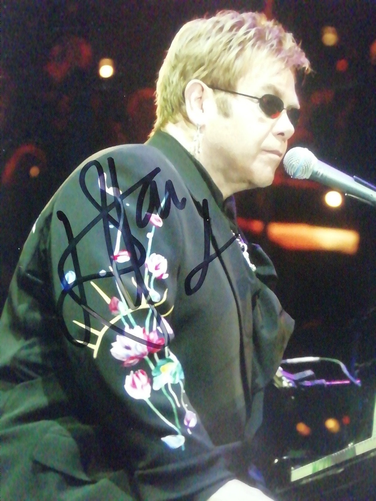 Elton John. originele handtekening, Verzamelen, Ophalen of Verzenden, Zo goed als nieuw, Foto of Kaart, Gesigneerd