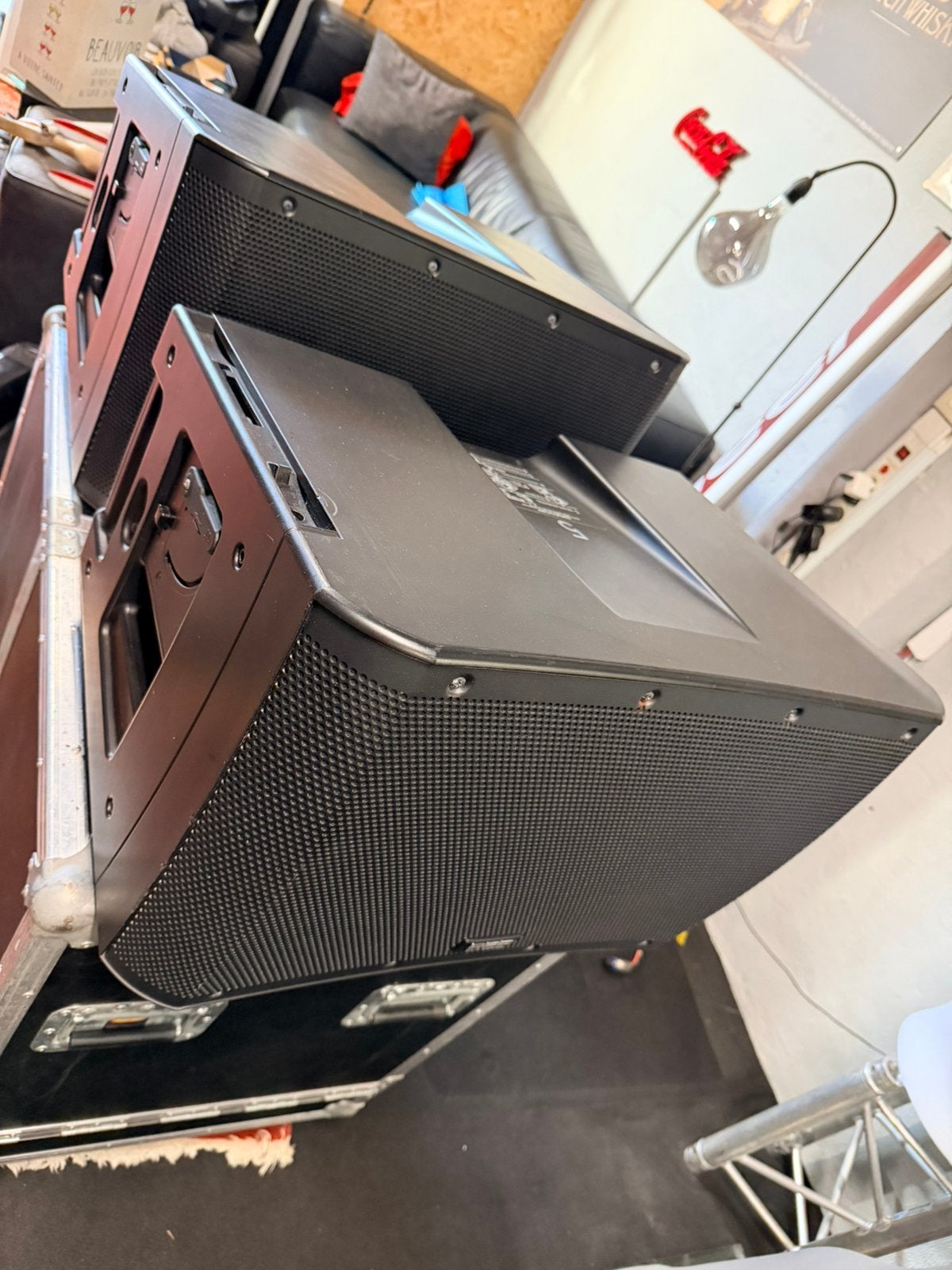 QSC KLA12, TV, Hi-fi & Vidéo, Autres marques, Comme neuf, Enlèvement, Autres types