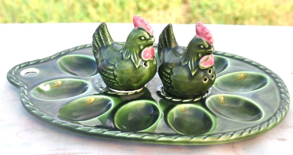 plat a œufs avec sel et poivre poule, Enlèvement ou Envoi
