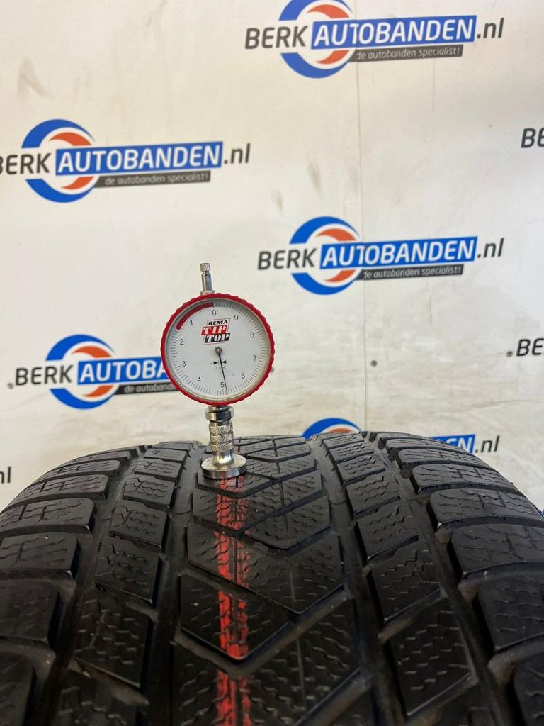 2x Pirelli SottoZero 3 305/30 R20 103W 305/30/20 3053020 (pr, Auto-onderdelen, Banden en Velgen, Band(en), Winterbanden, 20 inch