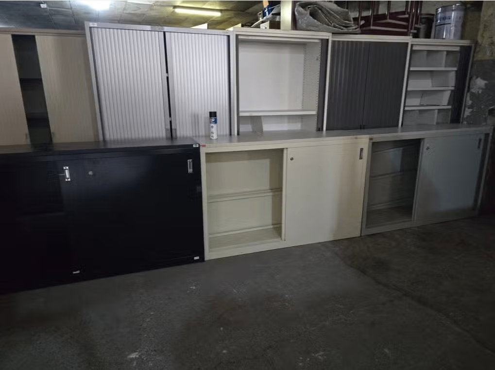 Armoire métallique porte coulissante 105x180x45, Enlèvement ou Envoi, Comme neuf