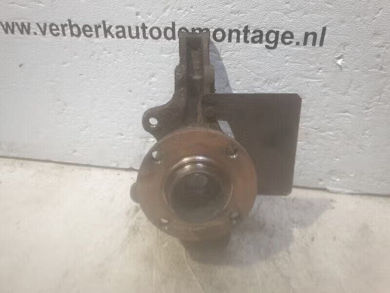 WIELNAAF LINKS VOOR Audi 80 (B4) (01-1991/12-1995), Gebruikt, Auto-Union-Straße 1, 85057 Ingolstadt, DE, Info@audi.de, Audi AG