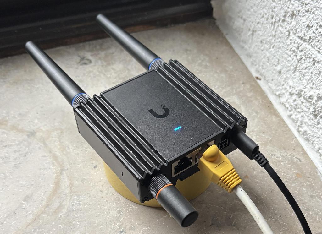 Mobile Router Ultra, Ophalen of Verzenden, Nieuw, Router, Ubiquiti