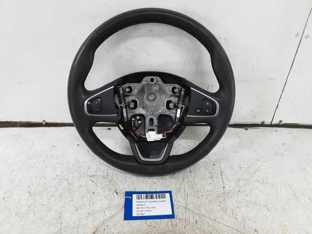 VOLANT DIRECTION Clio IV Estate / Grandtour (7R) (6232560A), Renault, Mevr. I. Hauben, Utilisé, Rue de l'Espoir 34 34
4030  GRIVEGNÉE, BE