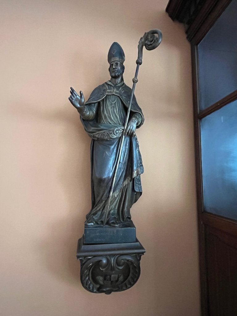 Beeld Sint Eligius of Sint Eloy, Ophalen, Zo goed als nieuw