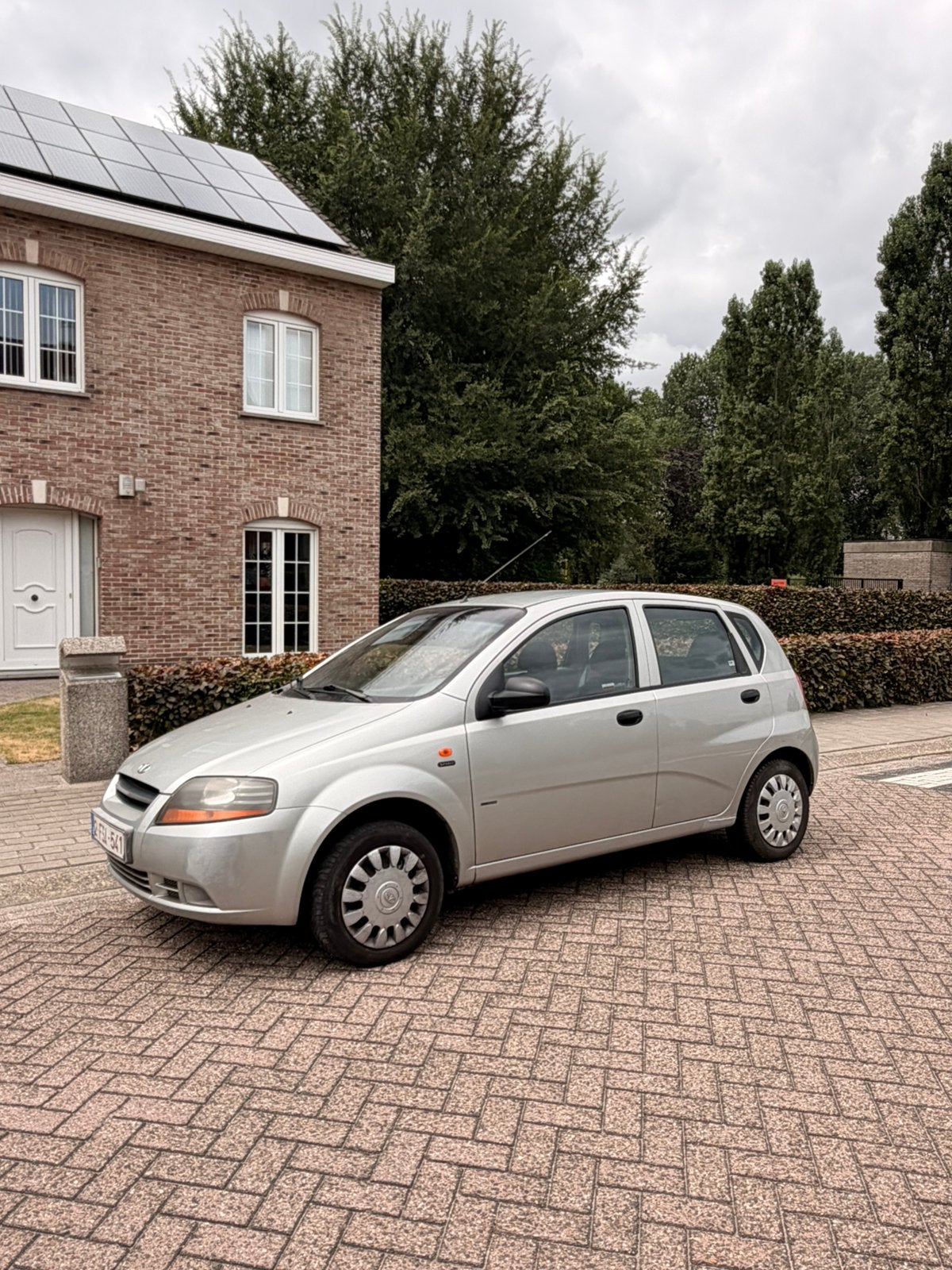 Daewoo met trekhaak is gekeurd voor verkoop benzine 1.1 c, Auto's, Euro 5, Bedrijf, Trekhaak, Te koop