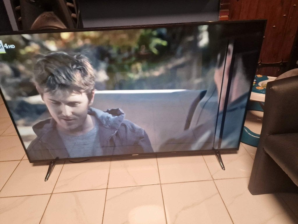 Grande tv smart Medion 165cm fonctionne bien lire anonce, Audio, Tv en Foto, Ophalen, 100 cm of meer, 4k (UHD), Smart TV