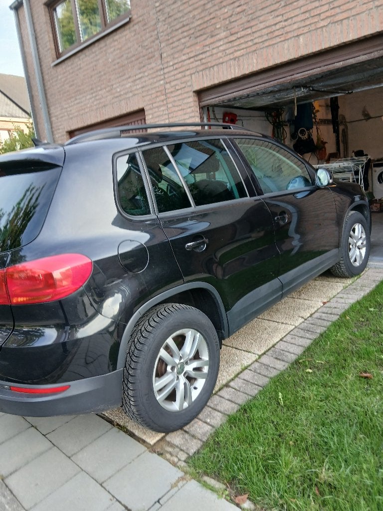 VW Tiguan, Autos, Volkswagen, Achat, Euro 6, Entretenue par le concessionnaire, 5 portes