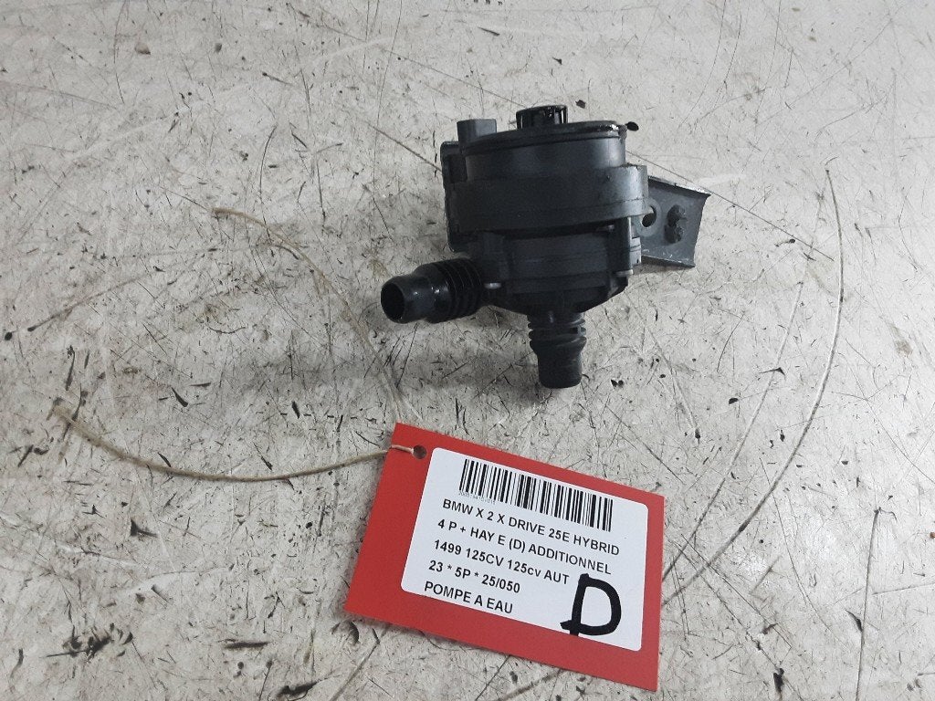 POMPE A EAU BMW X2 (F39) (01-2017/10-2023) (8643397), Mevr. I. Hauben, Utilisé, BMW, Rue de l'Espoir 34 34
4030  GRIVEGNÉE, BE