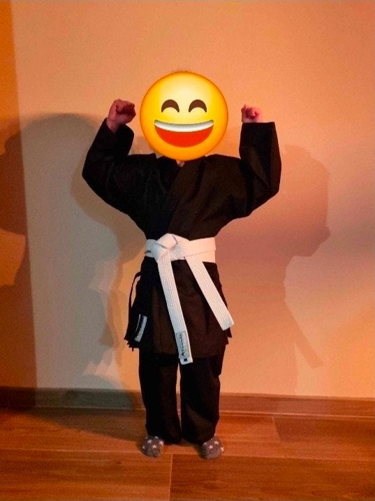 Karate - pak / kimono (maat 120 / 5 jaar), Enlèvement ou Envoi, Comme neuf