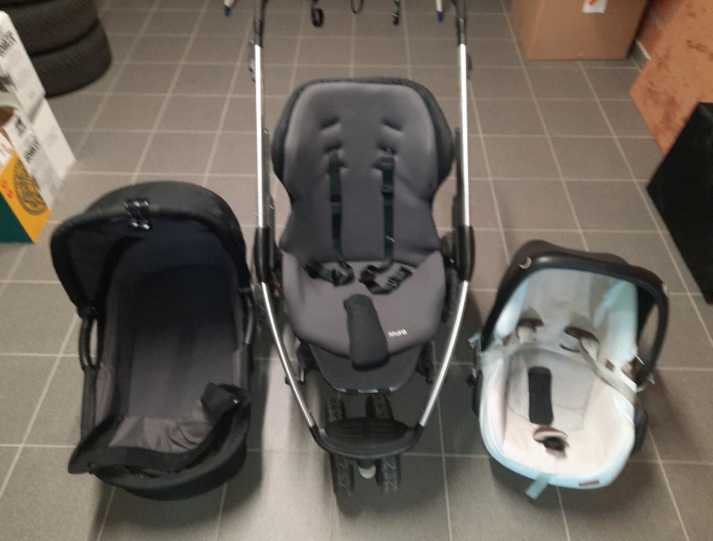 Buggy te koop, Kinderen en Baby's, Buggy's, Ophalen, Gebruikt, Verstelbare rugleuning